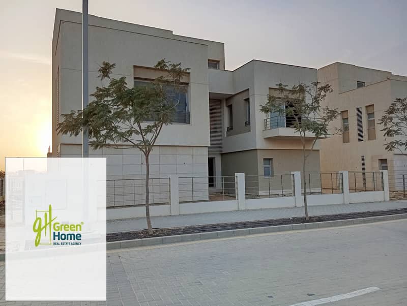 Under market price Standalone Villa for sale View Landscape in Palm Hills New Cairo - Więcej
