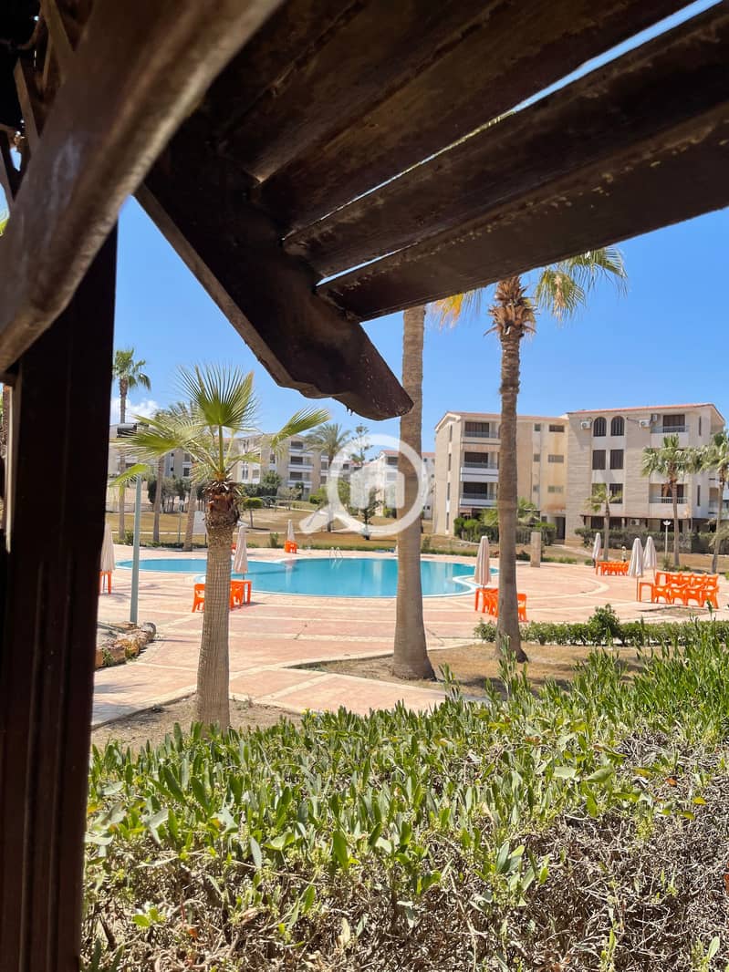 A distinctive chalet with a garden directly facing the beach, fully furnished and air-conditioned, located in Diamond Beach Village, North Coast, directly from the owner. - Widok 2