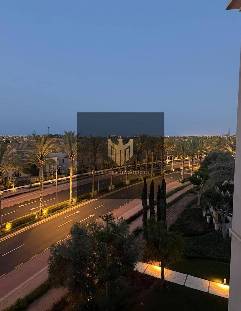 Townhouse for sale in a prime location in Marassi complete with kitchen and air conditioning Immediate occupancy from Emaar Villa in the North Coast - – další