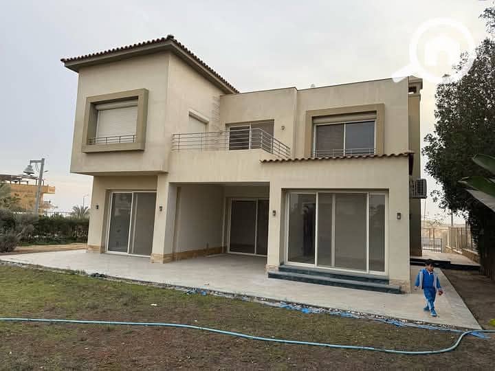 Family house with a view on green space in Bamboo next to The Crown and New Giza and near Arkan Plaza Sheikh zayed - Widok 5