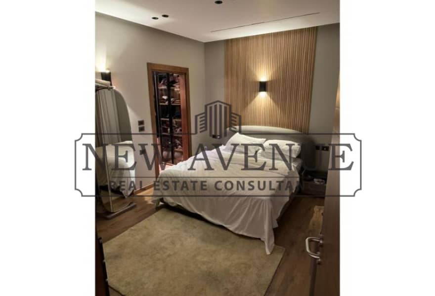Penthouse with roof Fully finished ultra super lux for sale in il Patio Casa compound - el shorouk - Widok 3