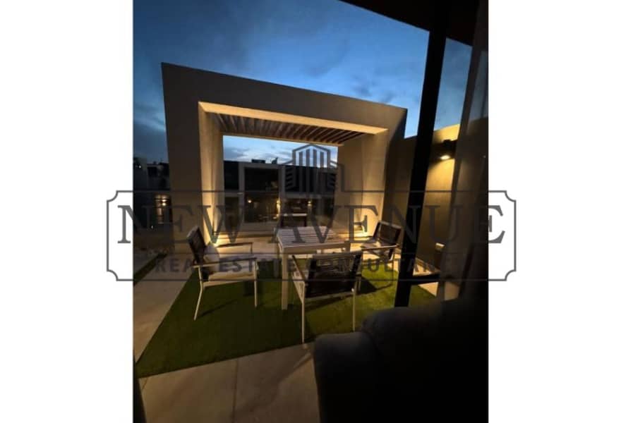 Penthouse with roof Fully finished ultra super lux for sale in il Patio Casa compound - el shorouk - Widok 4