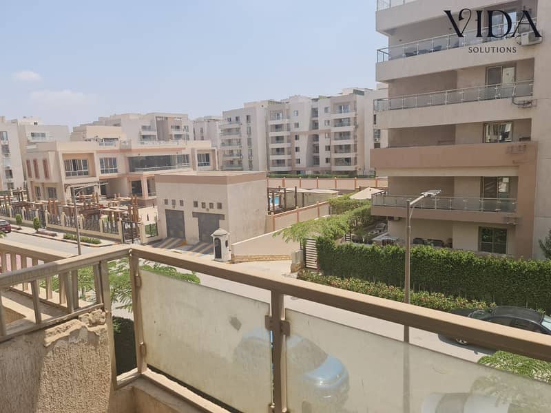 Apartment for sale 175m in Kalma Compound Hadayek October fully finished immediate delivery with a landscape view. - Więcej