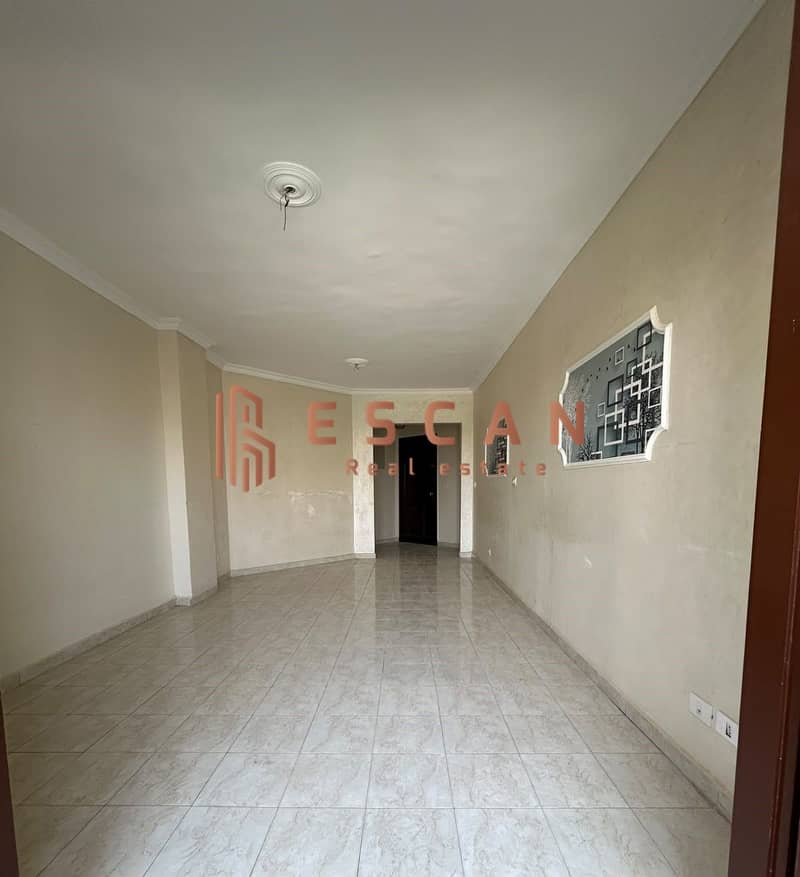 A unique opportunity to own an apartment in one of the best phases of Al Rehab, prime location with a garden view. - Widok 4