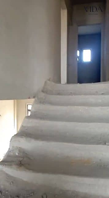 290 sqm Twin House for Sale in The Yard New Zayed Compound at a Price Below the Developer's Price - Widok 4