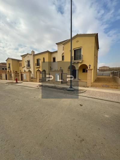3 Bedroom Townhouse for Sale in New Cairo, Cairo - WhatsApp Image 2026-01-14 at 1.41. 24 PM (3). jpeg 3 Bedroom Townhouse for Sale in New Cairo, Cairo - WhatsApp Image 2026-01-14 at 1.41. 24 PM (3). jpeg