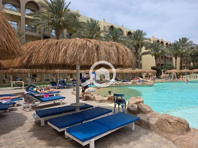 1-Bed Apartments with private roof on Touristic Villages Road. (Hurghada, Egypt) - Widok 4