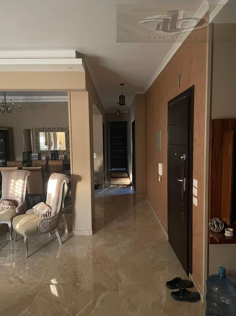 Prime Apartment for Sale – Ideal Layout and Spacious Design at a Bargain Price A fantastic opportunity to own a spacious apartment with practical f - Więcej