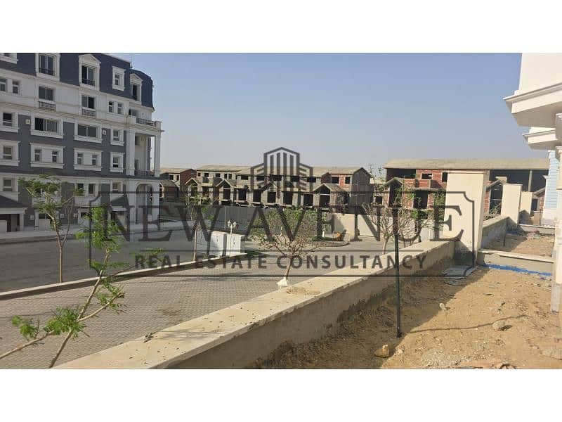 Ready to Move i Villa for Sale Very Special Price in (MV iCity) Mountain View iCity New Cairo Phase MV Park - Widok 3