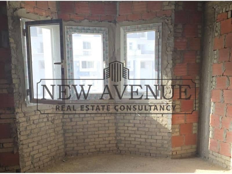 Ready to Move i Villa for Sale Very Special Price in (MV iCity) Mountain View iCity New Cairo Phase MV Park - Widok 6