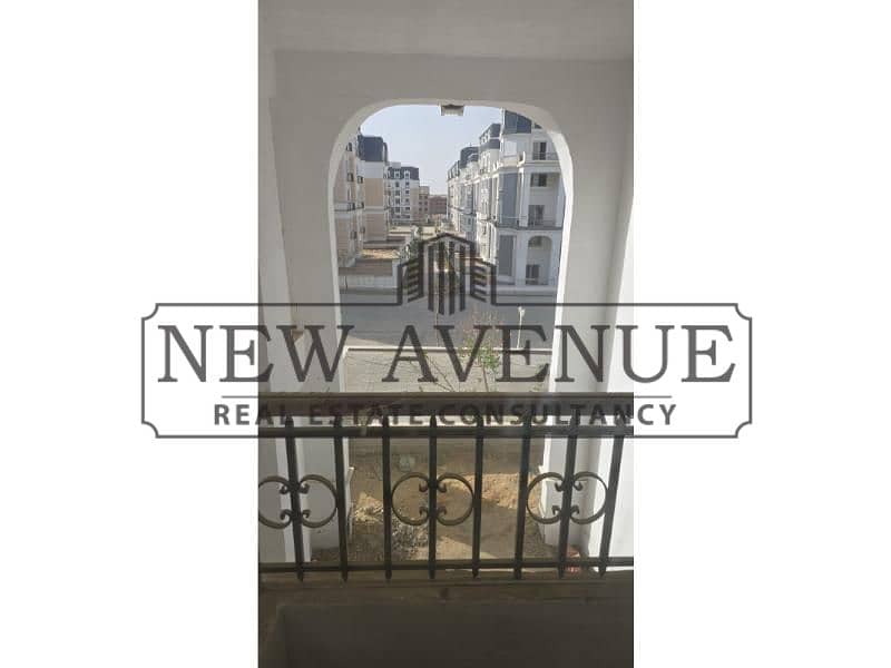 Ready to Move i Villa for Sale Very Special Price in (MV iCity) Mountain View iCity New Cairo Phase MV Park - Więcej