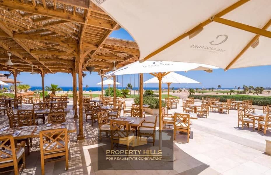 Own a chalet in one of the most distinguished coastal communities on the Red Sea and enjoy a comprehensive lifestyle that combines luxury, nature, and world-class services. – pohled 6