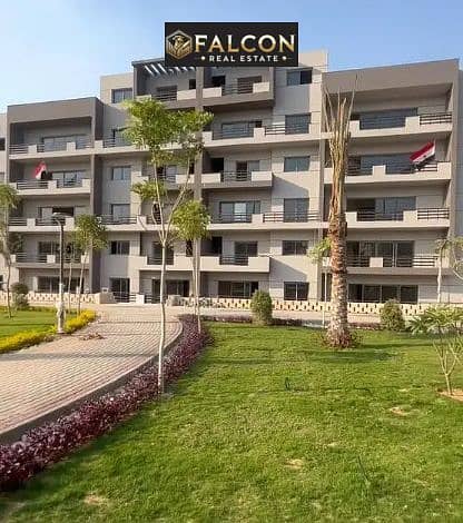 With a down payment of 340,000 and flexible payment plans, own a unit with an open view of a water feature at The Crest Compound in the heart of New C – pohled 5