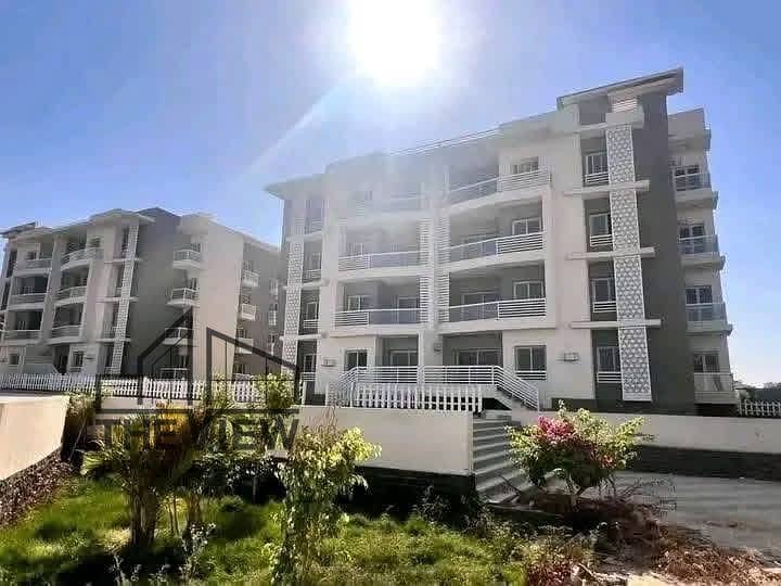 Apartment for Sale with Excellent Layout and Premium View, Phase 4 (Semi-Finished with Private Elevator) - EL KHAMAYEL COMPOUND - Vista 4