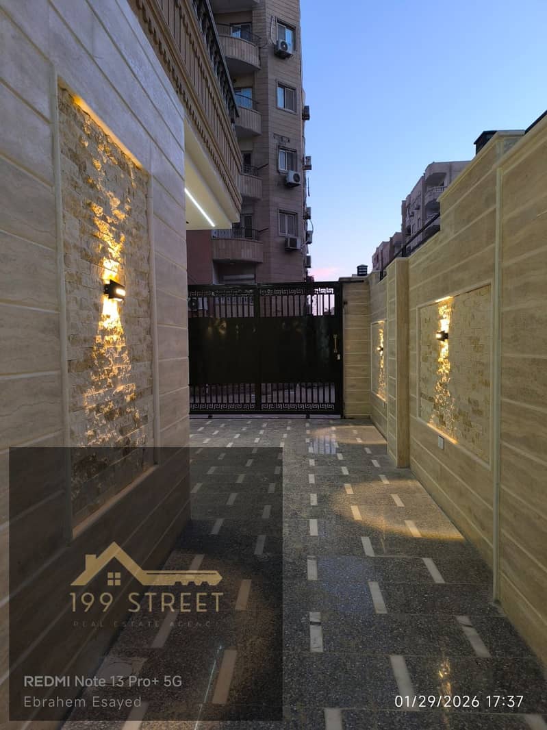 175m Corner Ground Villa with Garden for Sale Hadayek Al Ahram Zone T - Widok 5