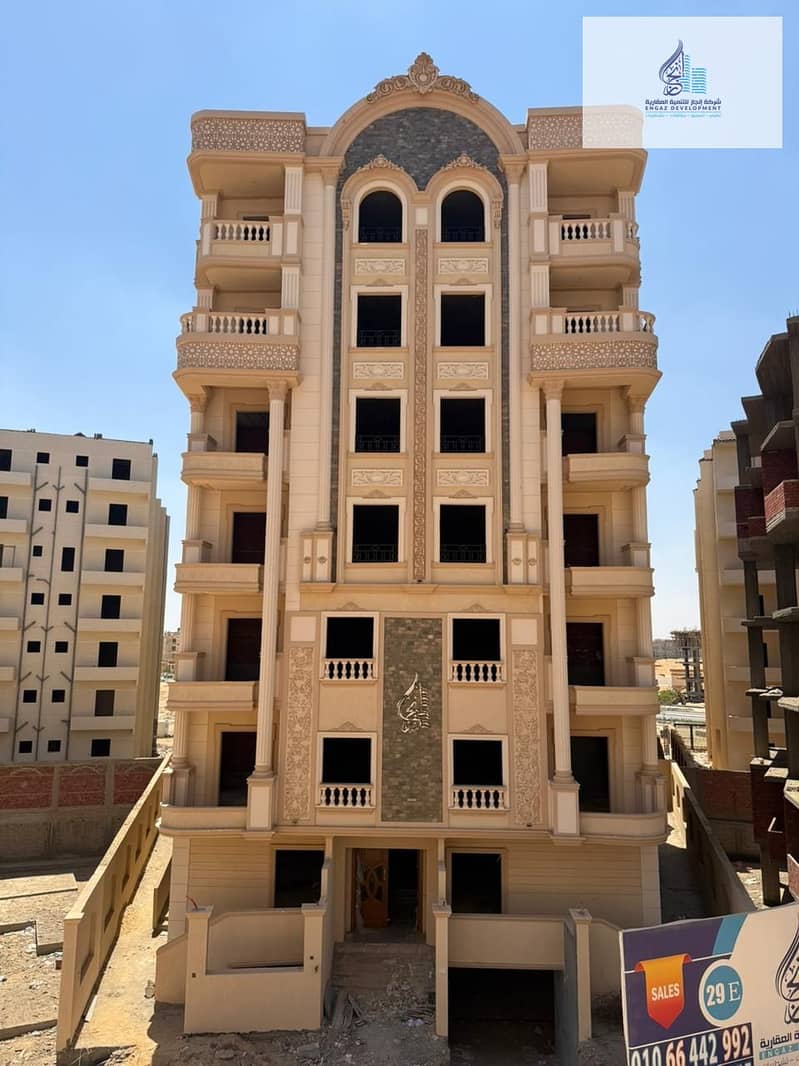 Apartment for sale 225m² | 4 rooms | District 9 – Building E29 | Steps from Tahrir Axis | 6th of October – pohled 3