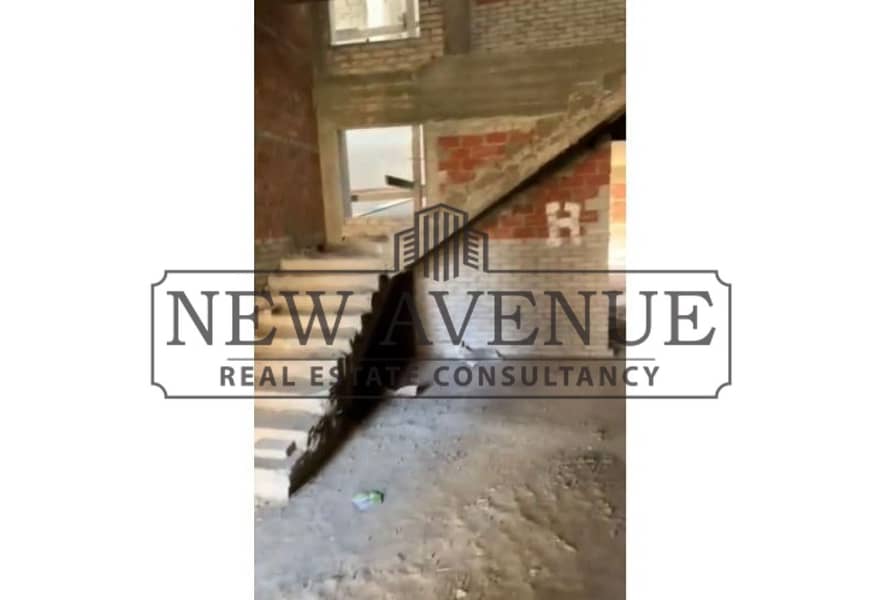 Town house with roof ready to move for sale in Ivy Residence El Shorouk - installments Till 2030 - Ansicht 5