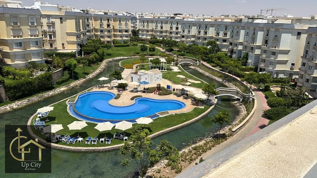 Special I Villa Roof with Majestic Lake View Prime location with appliance and AC’s - Ansicht 3