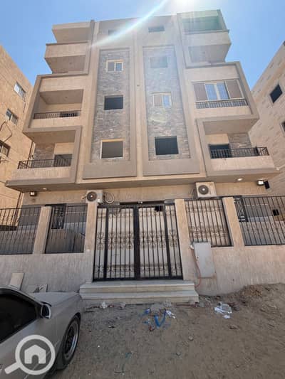 3 Bedroom Flat for Sale in 6th of October, Giza - IMG_1110. jpeg 3 Bedroom Flat for Sale in 6th of October, Giza - IMG_1110. jpeg