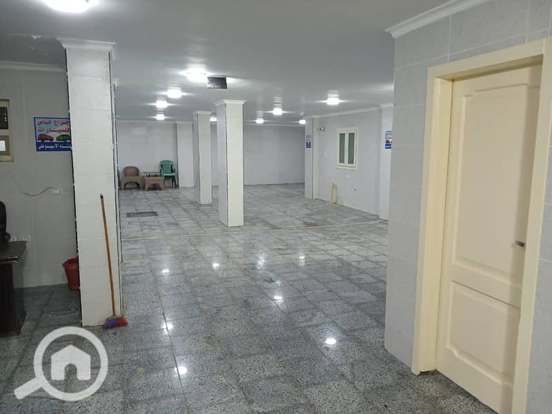 Basement for sale, storage, wide street, super lux finishing, suitable for all services. - Więcej