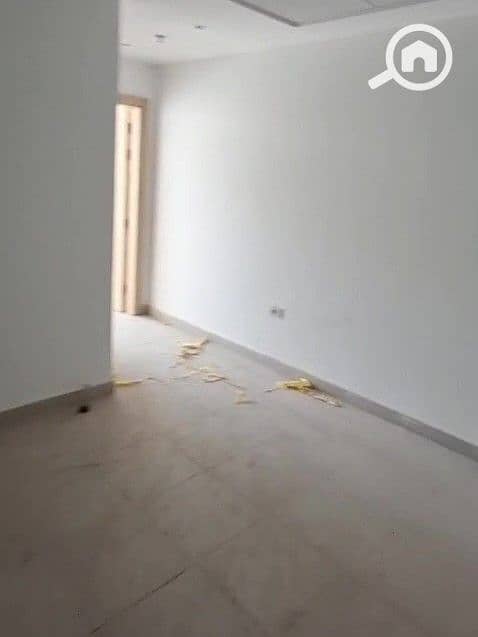 Administrative Office for Rent in Sentro Mall – Sheikh Zayed | Fully Air-Conditioned – pohled 4