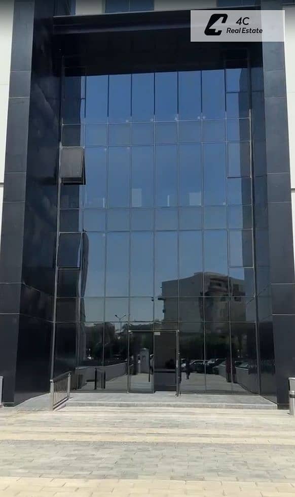 Administrative office for rent ready for immediate operation ultra super lux finishing direct view on South 90 Street in Hyde Park Fifth Settlement – pohled 3