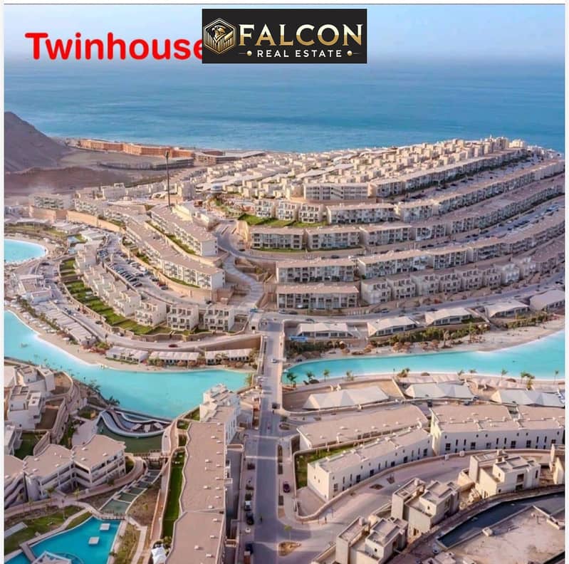 Fully finished townhouse with a stunning full sea view, located just one minute from the beach. Situated minutes away from Galala City and the towers, - Ansicht 2
