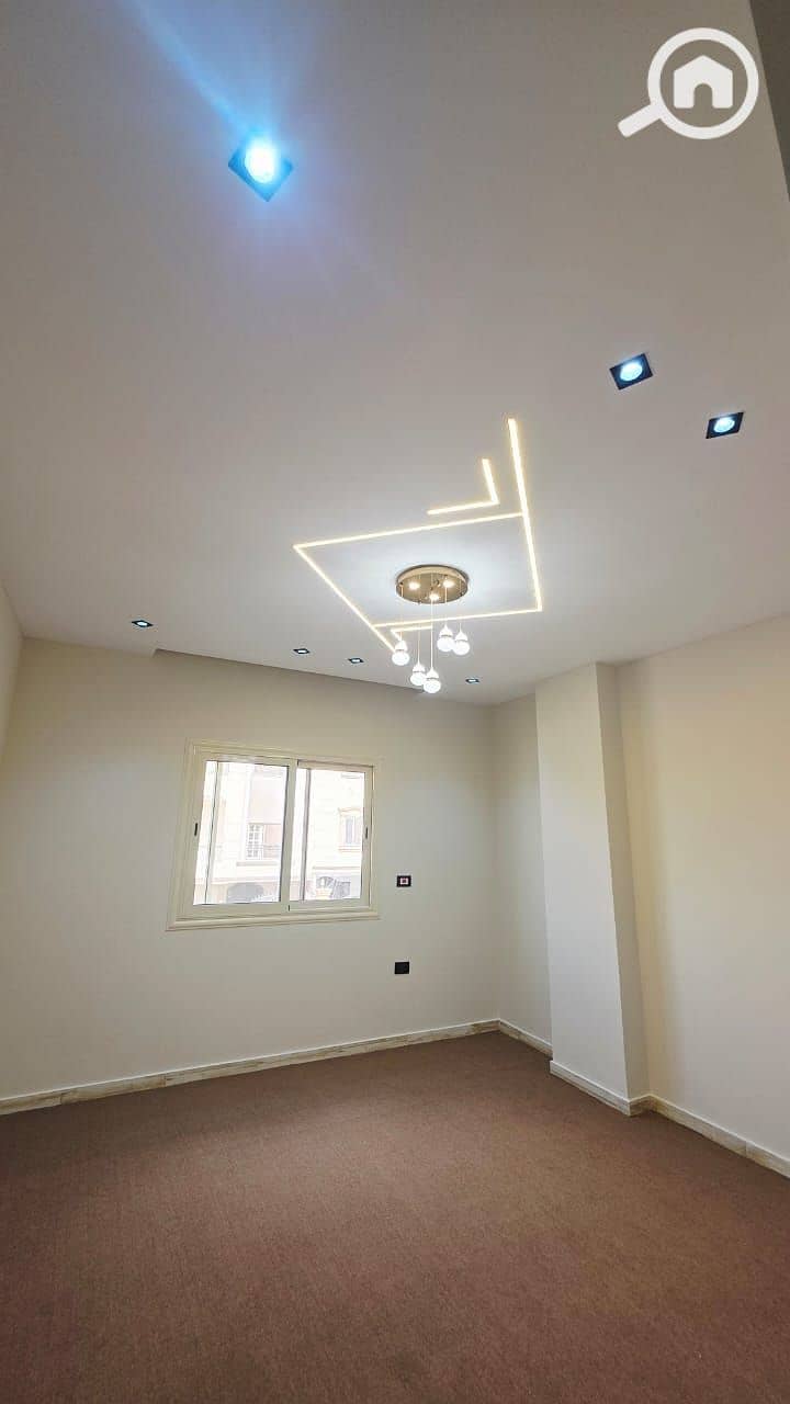 Apartment in Gardenia Heights 2, high finishing, distinctive area - Widok 5