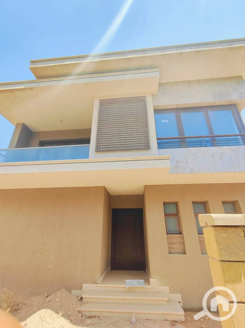 For Sale Standalone villa Prime location - Veel