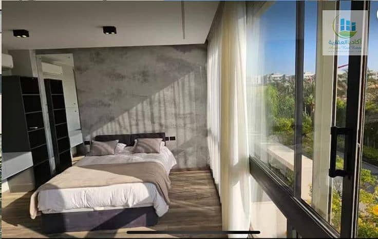Overlooking Lake Hotel Apartment 268m² Fully Furnished in Lake View Residence Near Mivida Emaar Palm Hills Villette Sodic Eastown City Gate Hyde Park - Widok 5