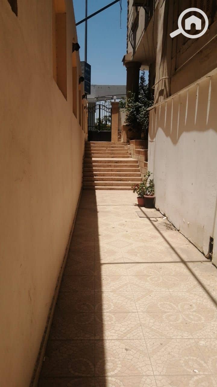 Luxury Duplex for Sale on South 90 Street | 360 SQM + 100 SQM Private Garden | Prime Location Facing Air Force Hospital & Lake View Compound | Read - Aanzicht 4