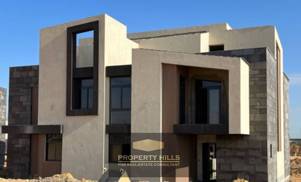 Receive a villa in installments over 10 years in a prime location on the lagoon in the KEEVA compound in Sheikh Zayed next to Palm Hills Mall Parks. – pohled 3