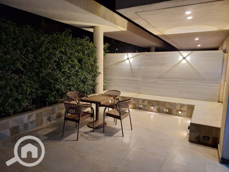 Elegant Apartment for Rent in Lake View Compound | 2 Bedrooms (1 Master) | 2 Bathrooms | Spacious Reception & Living Area | Private Garden | Prime - Aanzicht 2