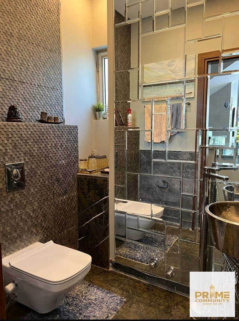 For those with refined taste a modern detached villa for rent in the Allegria (SODIC) compound Sheikh Zayed It is fully furnished features smart home - View 4