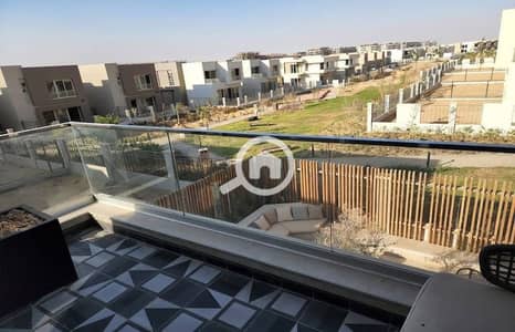 5 Bedroom Townhouse for Sale in 6th of October, Giza - 86496342-e49a-4d57-8fe9-ca5605796c8e_1400x900. jpg 5 Bedroom Townhouse for Sale in 6th of October, Giza - 86496342-e49a-4d57-8fe9-ca5605796c8e_1400x900. jpg
