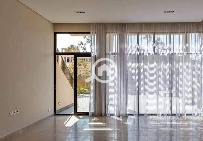 Prime Location Townhouse with Landscape View in O West near MSA and Mall of Egypt - Więcej