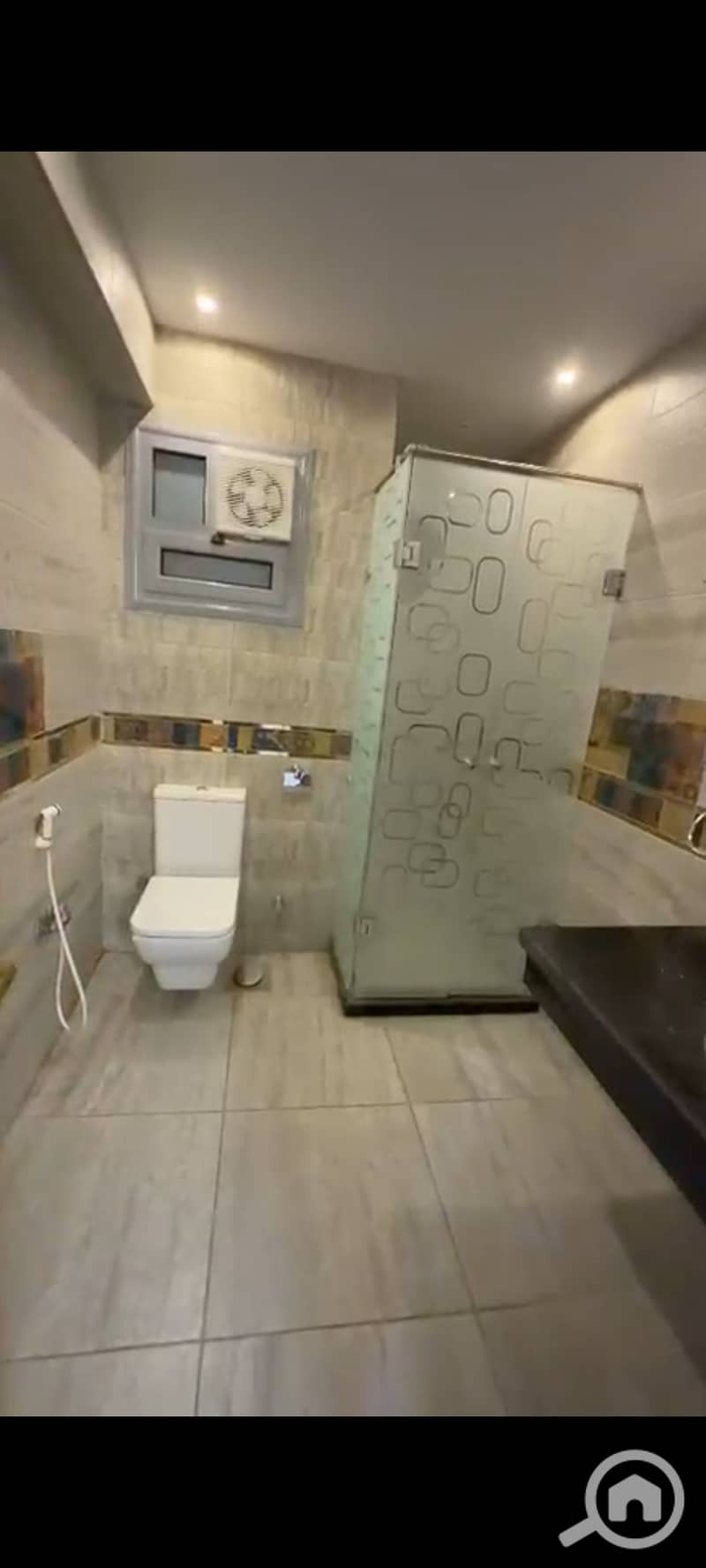 22 1000398255. jpg