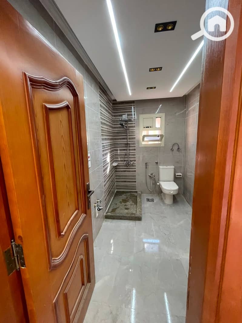 Apartment for rent in Al-Khamail Compound, 170 m, second floor, first occupancy, there is a private car garage. - Widok 6