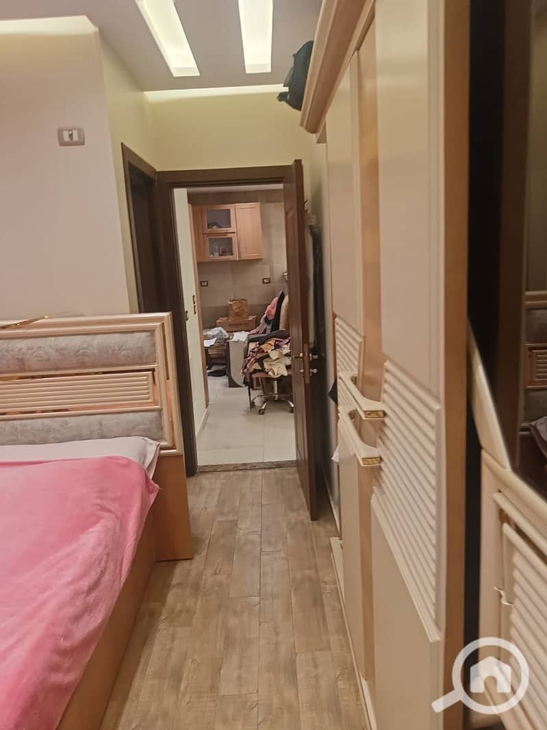 Ground-floor apartment with a private garden, finished to an excellent super-luxury standard. - Vista 4