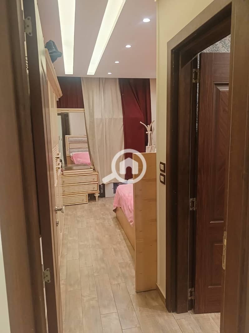 Ground-floor apartment with a private garden, finished to an excellent super-luxury standard. - Vista 5