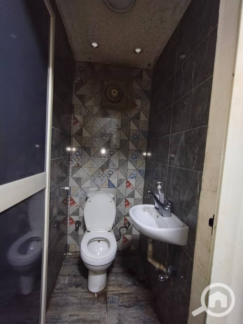 Coffee shop for rent 265 m in Zahra Al-Maadi with high population density - Ansicht 5