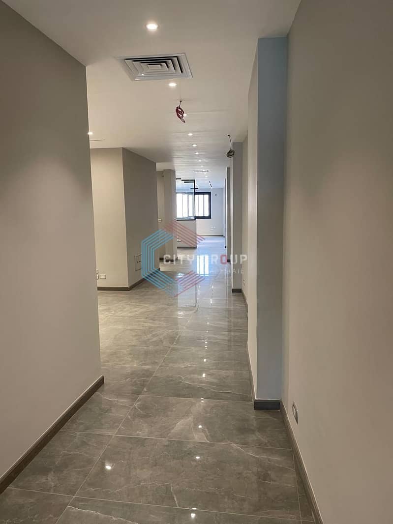 Administrative office for rent in a prime location on the Maadi Corniche, 1000 square meters - Ansicht 4