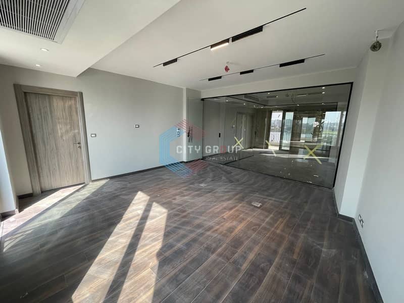 Administrative office for rent in a prime location on the Maadi Corniche, 1000 square meters - Ansicht 5