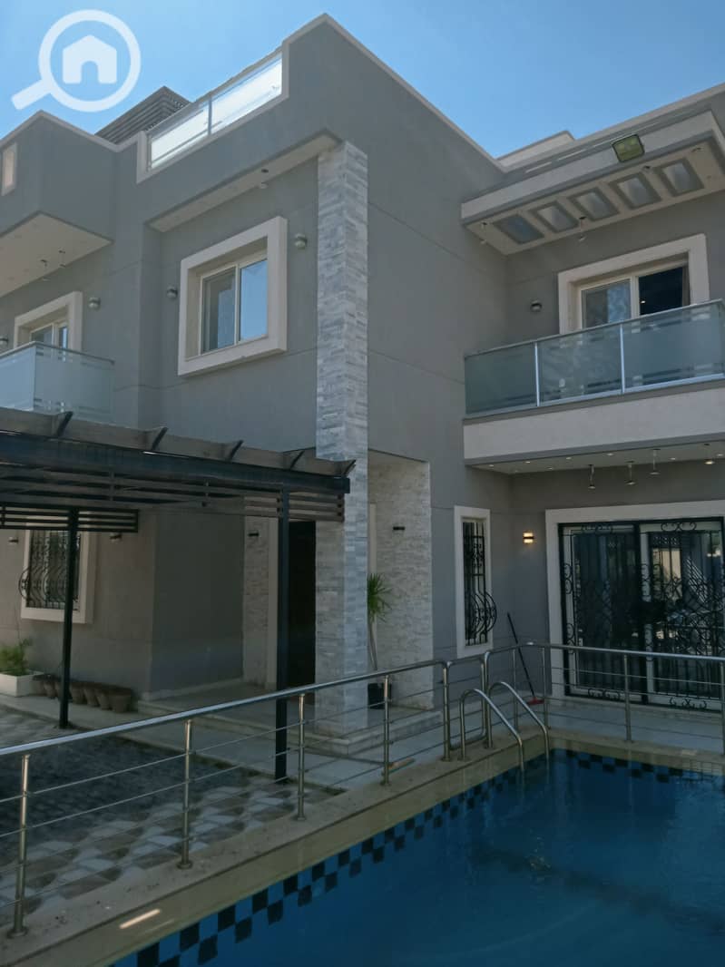 Villa for sale with registered blue contract inside a compound - Vista 4