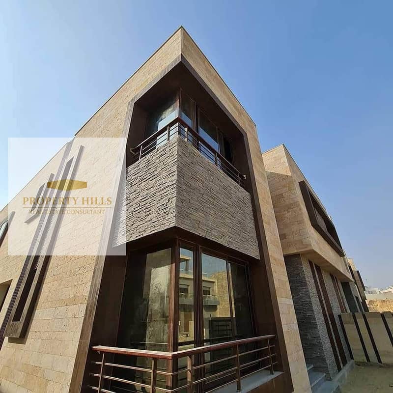 A finished villa in Taj City priced at half its value, near Cairo International Airport and 10 minutes from Heliopolis. - Ansicht 2