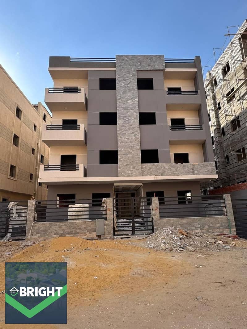 Get the lowest offer - 195 sqm apartment - 3 bedrooms in a prime location in El Andalus 2 - Aanzicht 2