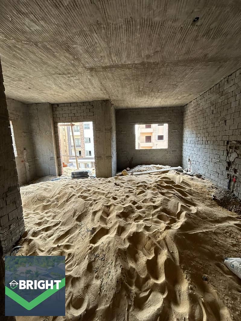 Get the lowest offer - 195 sqm apartment - 3 bedrooms in a prime location in El Andalus 2 - Aanzicht 6