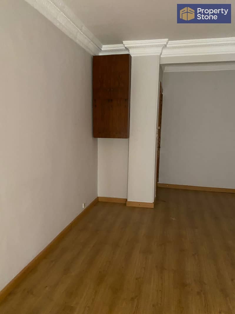 13 216287. jpg