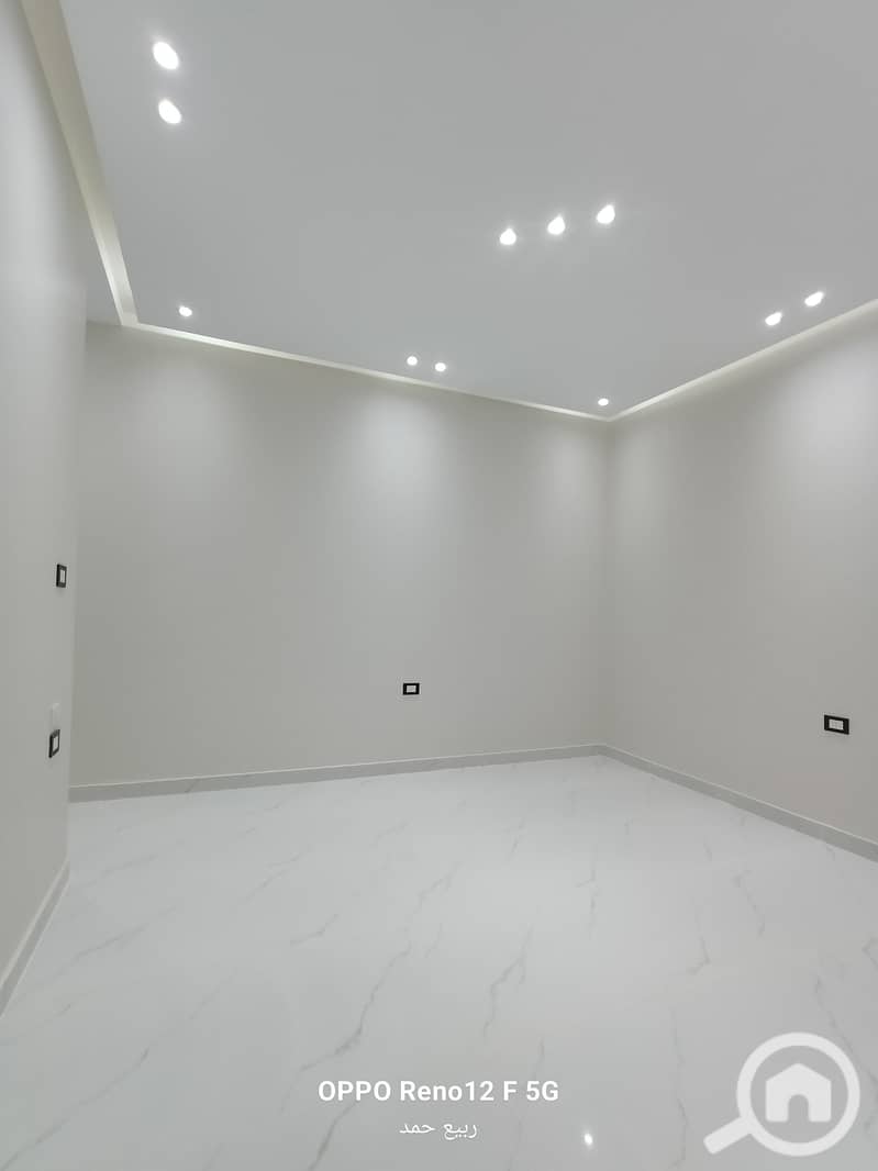 11 1000955354. jpg