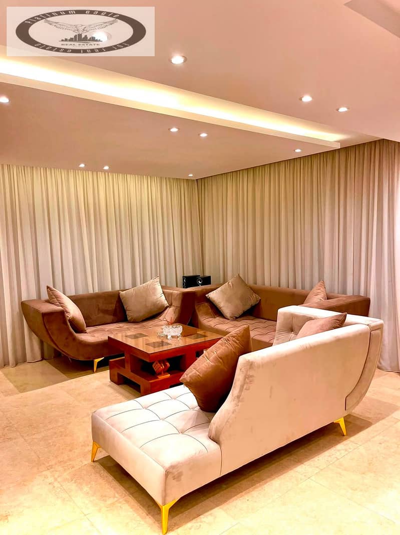 Furnished Apartment for Sale – Azad Compound, Fifth Settlement Prime location next to the American University (AUC) Ultra-super-lux finishing - Widok 5